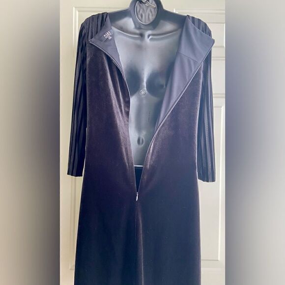 Alex Marie “Cherre” Velvet 3/4 Sleeve Black Dress With Stripes, Size 4 - Picture 4 of 10